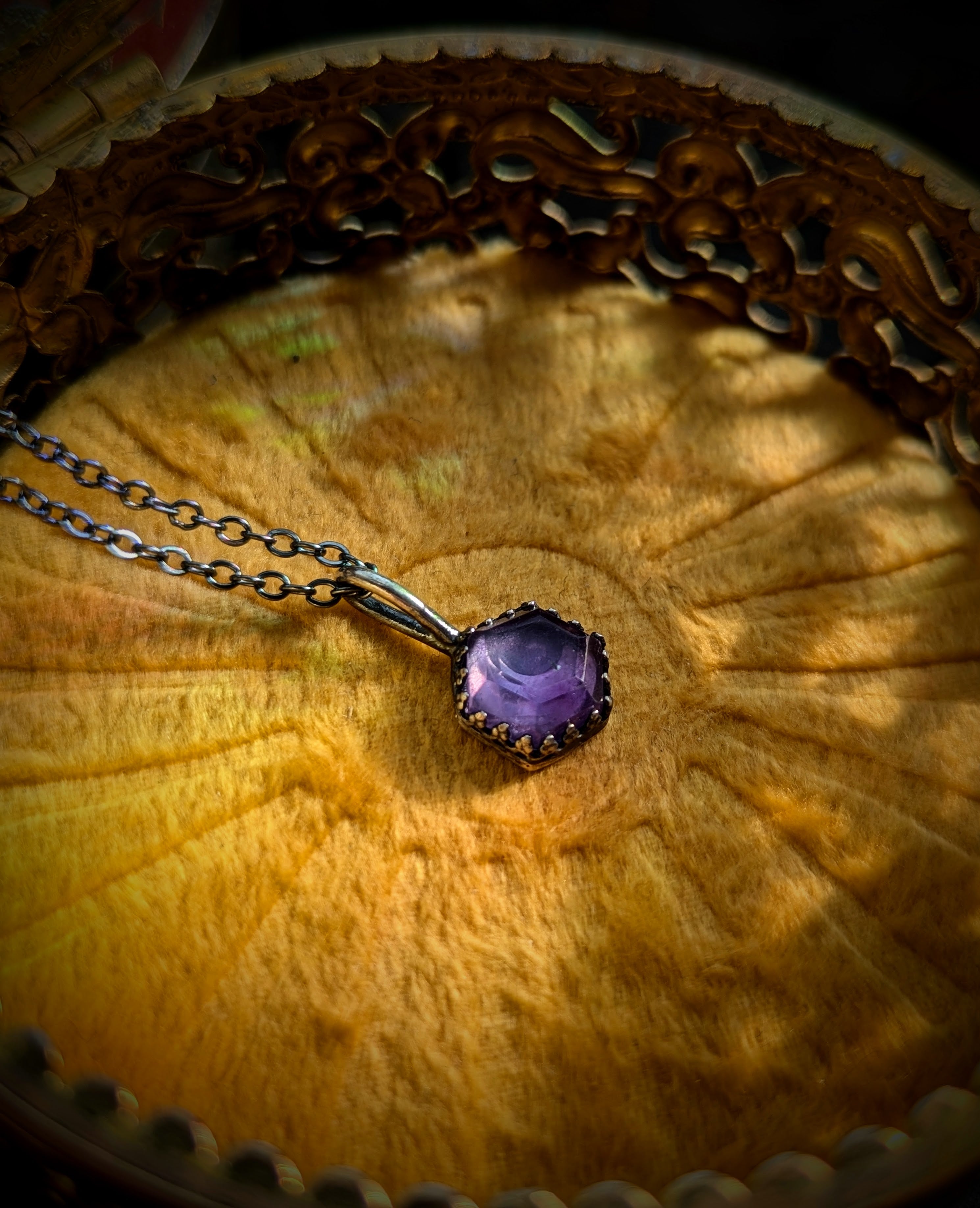Anew : Sparkling Crescent : Amethyst