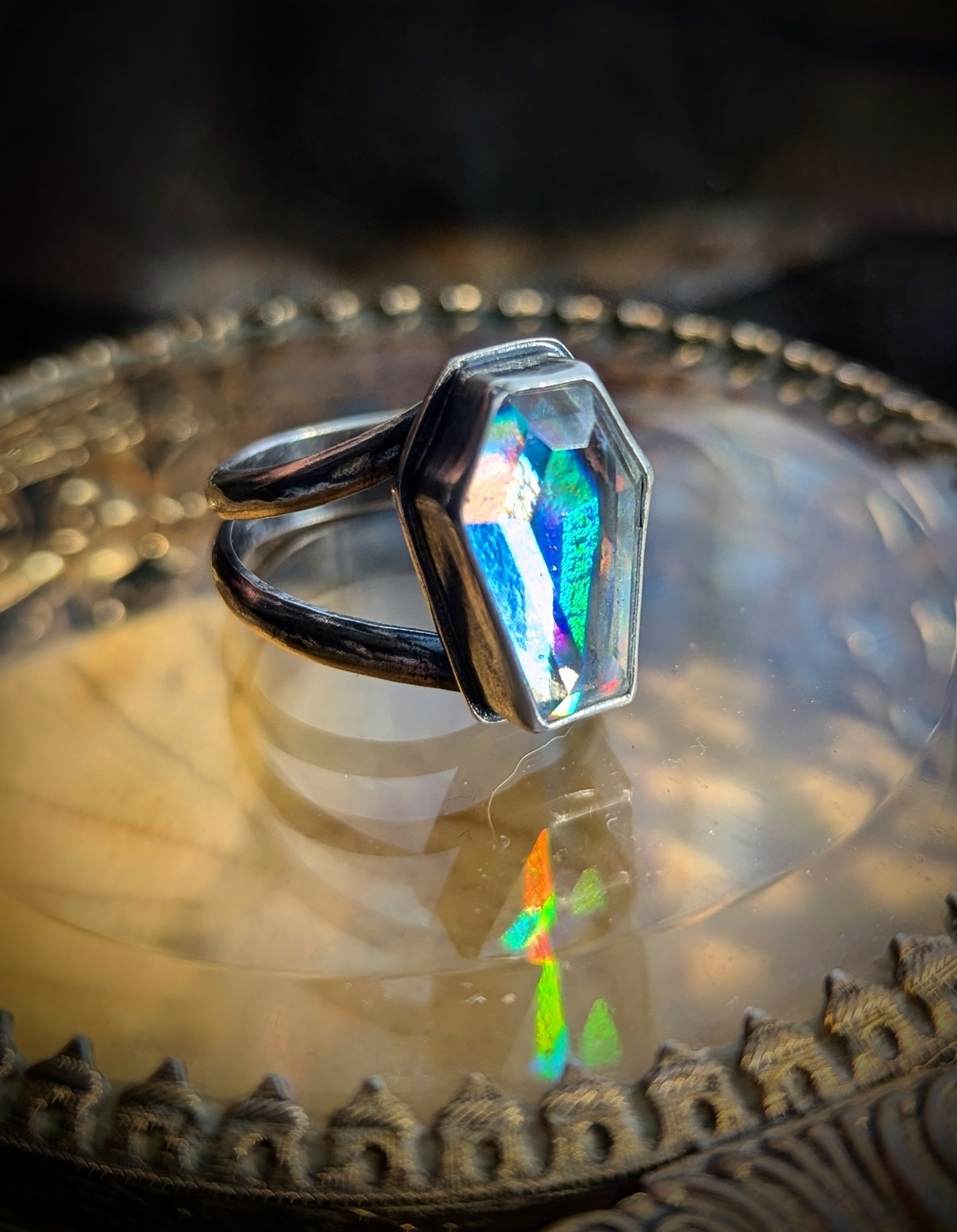 Anew : Coffin Ring : Holographic Quartz Doublet : Size 7.75